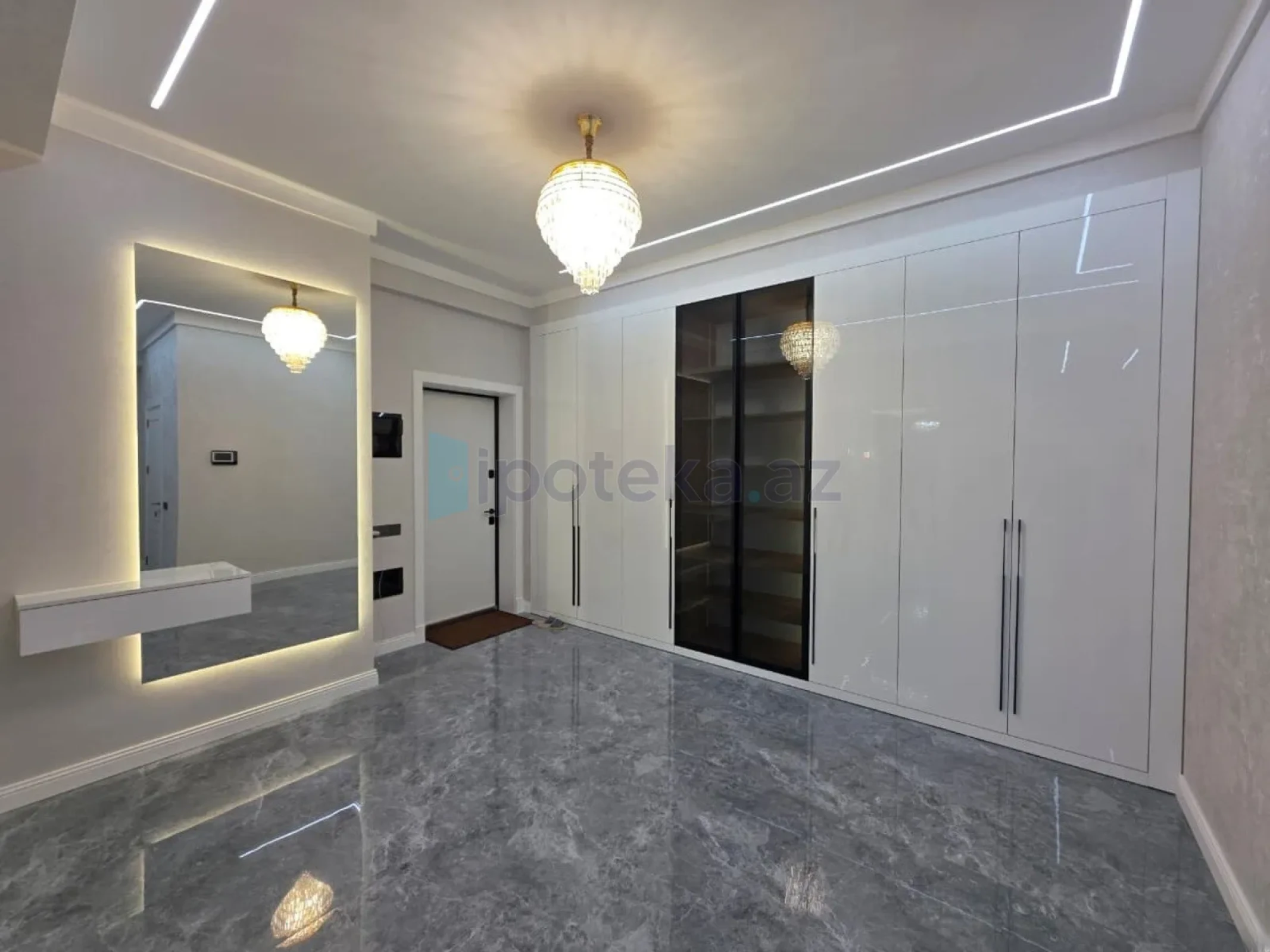 Satılır 4 otaqlı yeni tikili 1626 m²