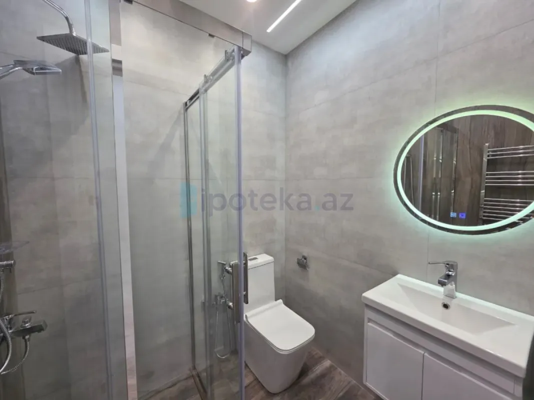 Satılır 4 otaqlı yeni tikili 1626 m²