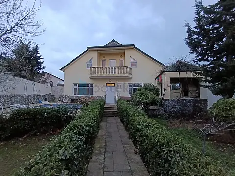 Satılır 6 otaqlı həyət evi 200 m² — Bakı, Mərdəkan 6 otaq 200.00 m²