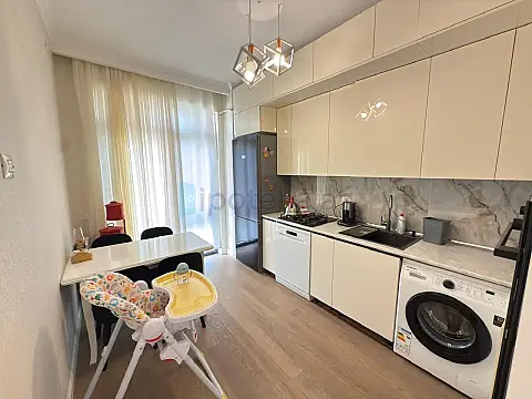 Satılır 3 otaqlı yeni tikili 83 m²