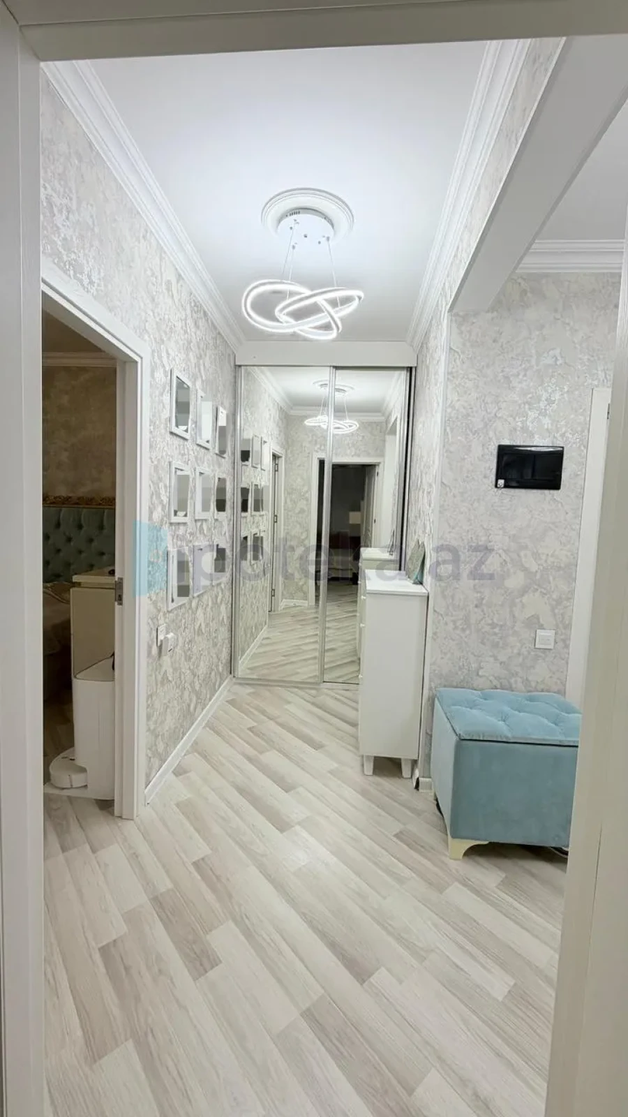 Satılır 3 otaqlı köhnə tikili 70 m²