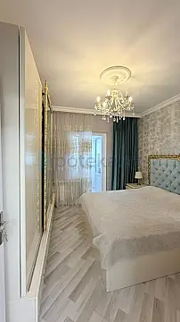 Satılır 3 otaqlı köhnə tikili 70 m²