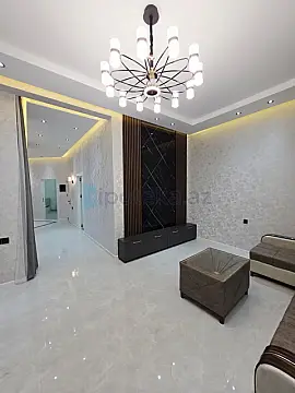 Satılır 4 otaqlı mənzil 145 m²