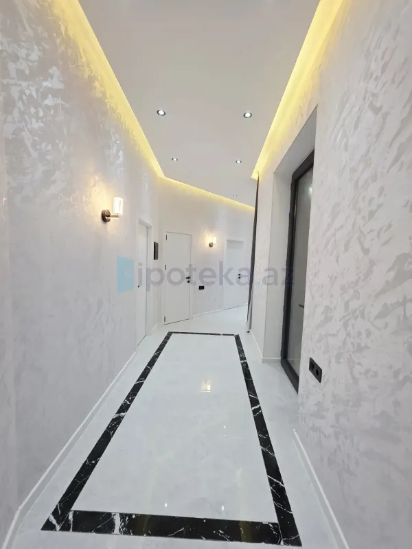 Satılır 4 otaqlı mənzil 145 m²
