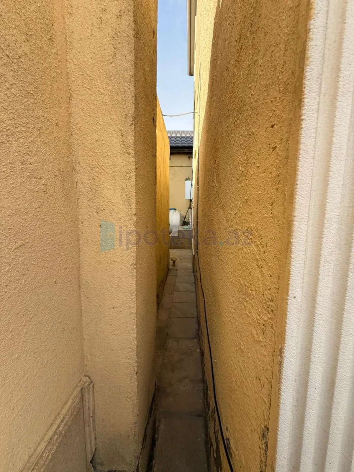 Satılır 4 otaqlı həyət evi 130 m²