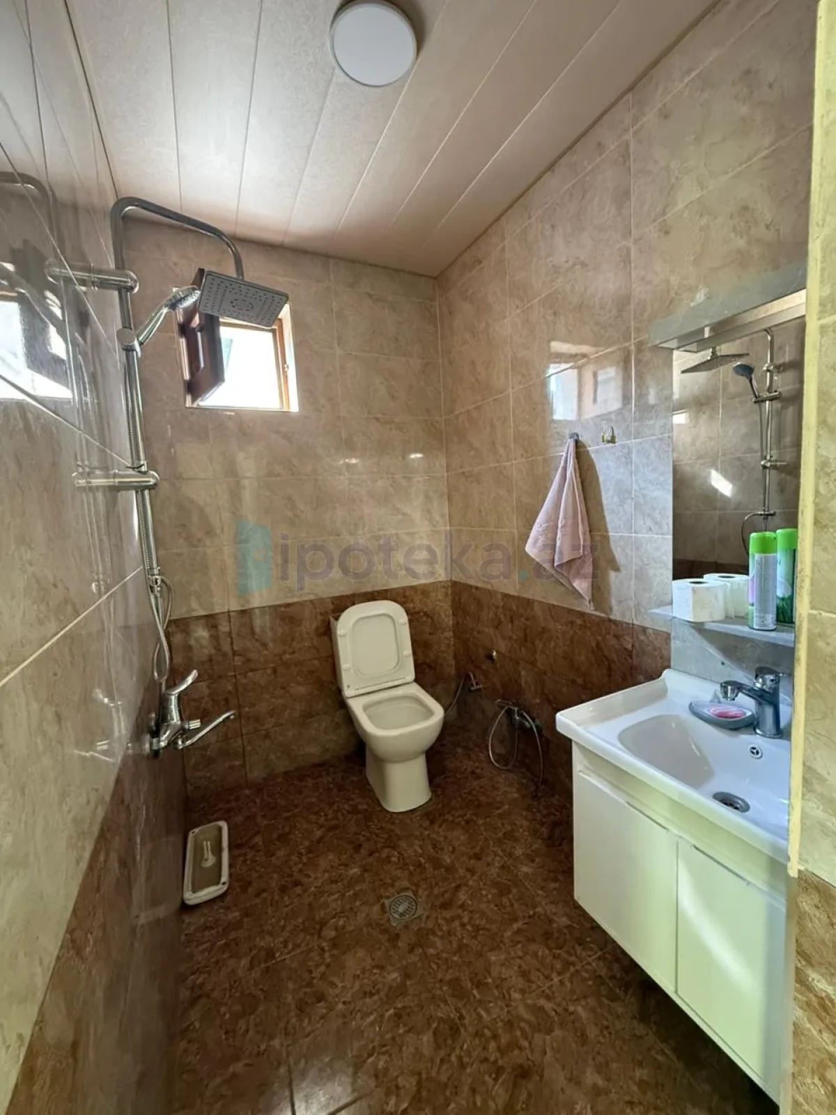 Satılır 4 otaqlı həyət evi 130 m²