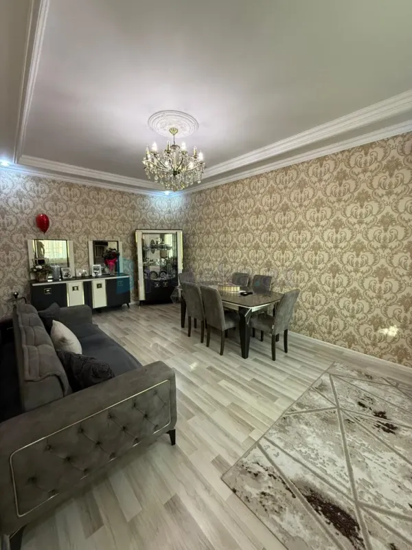 Satılır 4 otaqlı həyət evi 130 m²