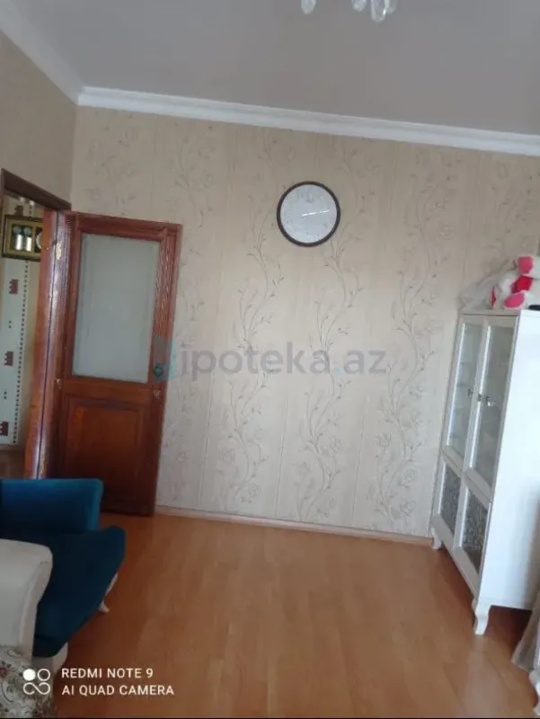 Satılır 3 otaqlı köhnə tikili 80 m²