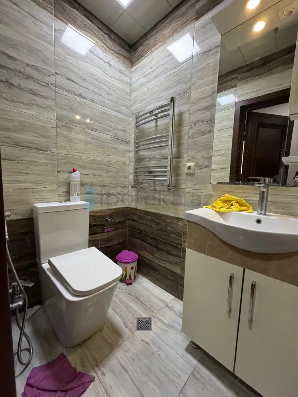 Satılır 3 otaqlı yeni tikili 125 m²