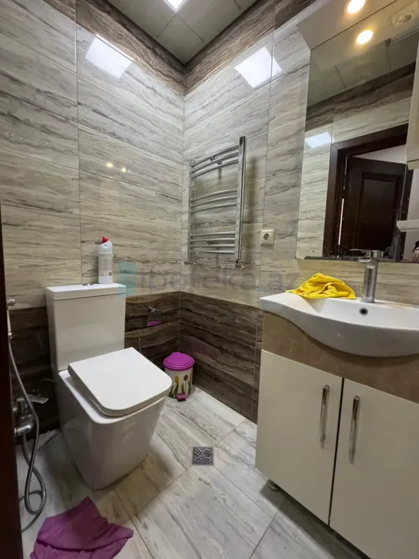 Satılır 3 otaqlı yeni tikili 125 m²