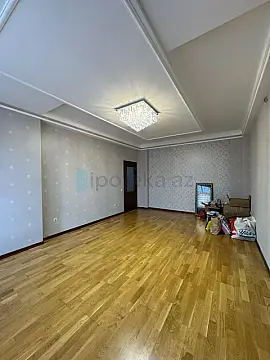 Satılır 3 otaqlı yeni tikili 125 m²