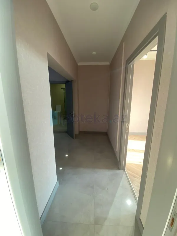 Satılır 2 otaqlı yeni tikili 61 m²