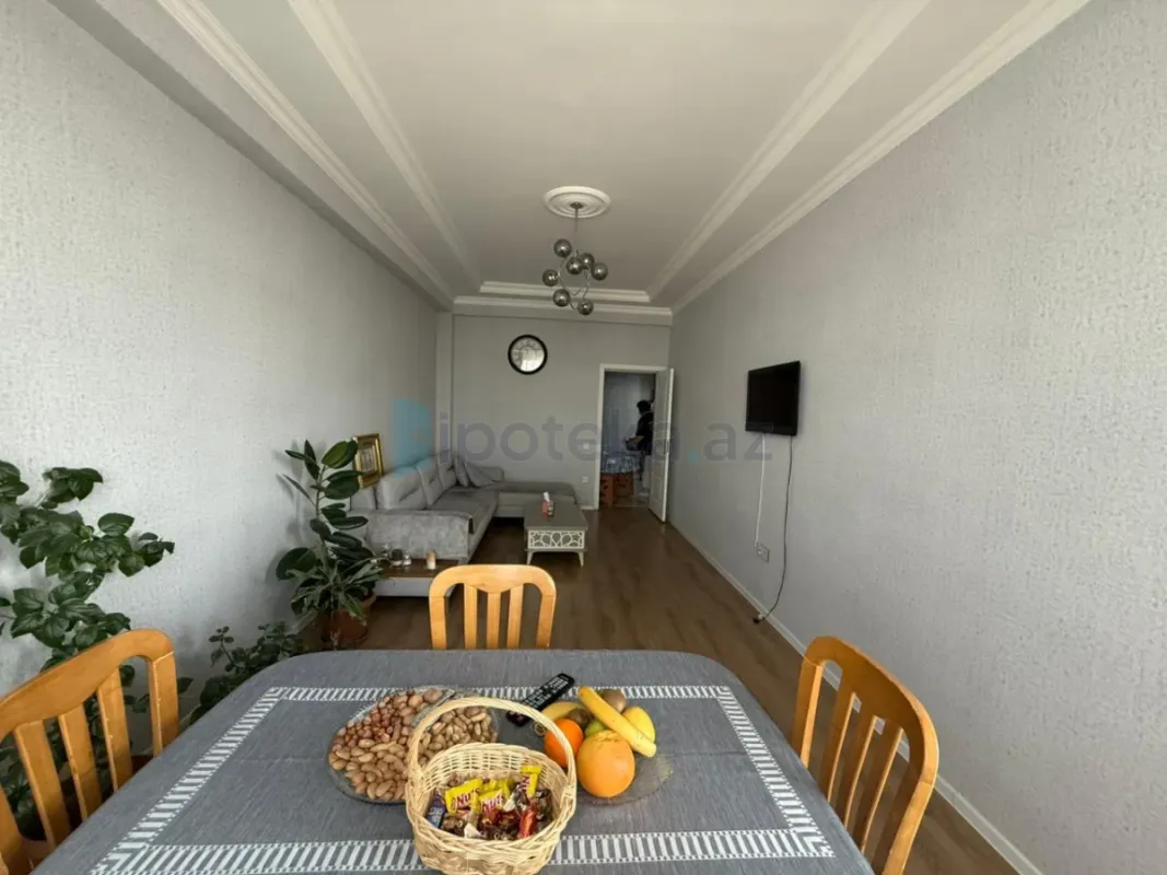 Satılır 2 otaqlı yeni tikili 76 m²