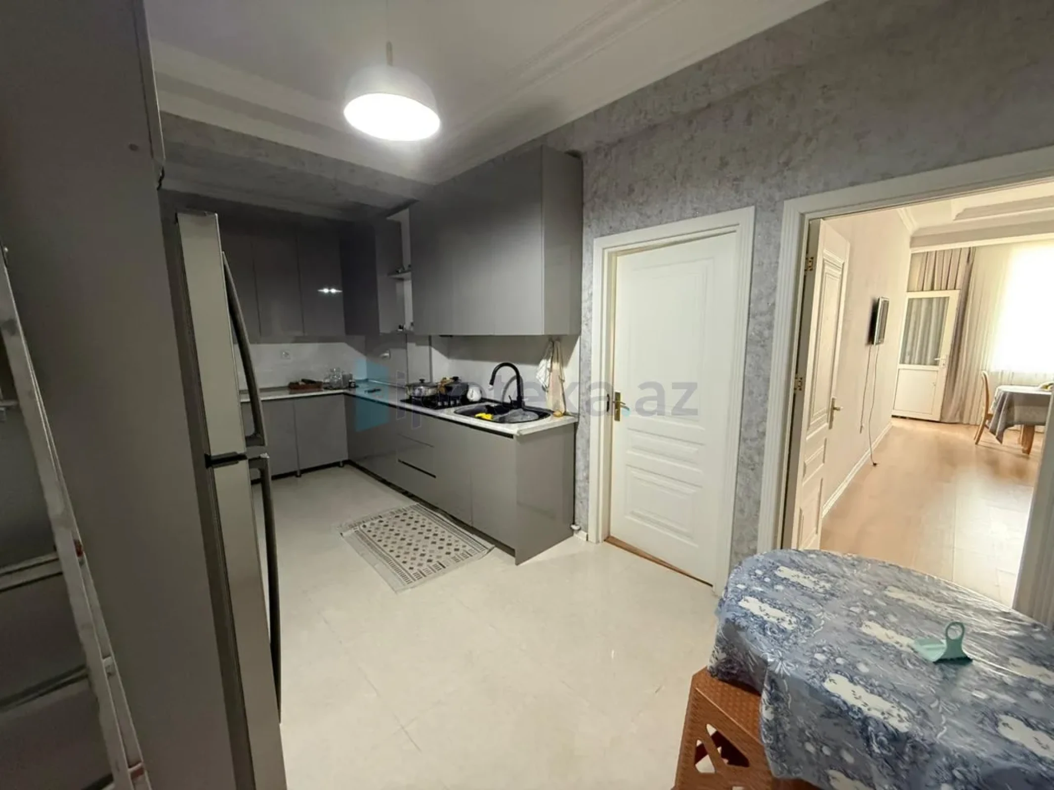 Satılır 2 otaqlı yeni tikili 76 m²
