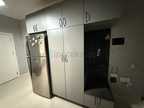 Satılır 2 otaqlı yeni tikili 76 m²