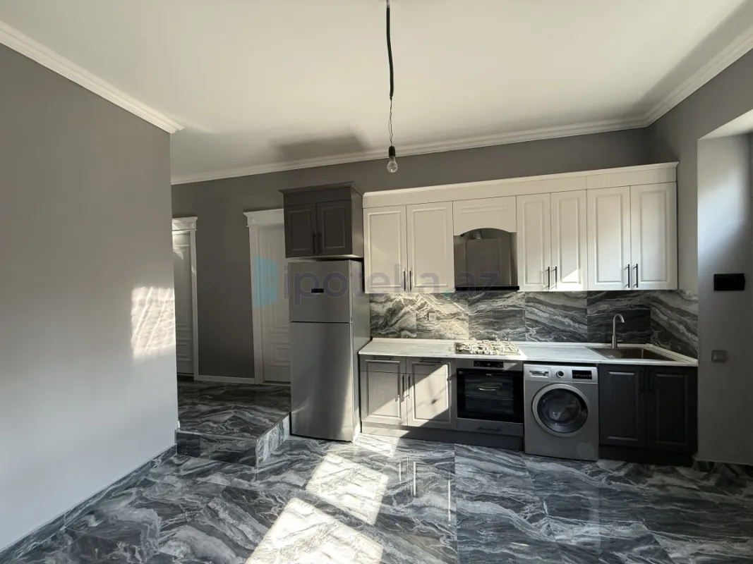 Satılır 4 otaqlı həyət evi 100 m²