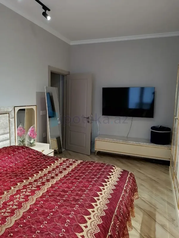 Satılır 2 otaqlı yeni tikili 82 m²
