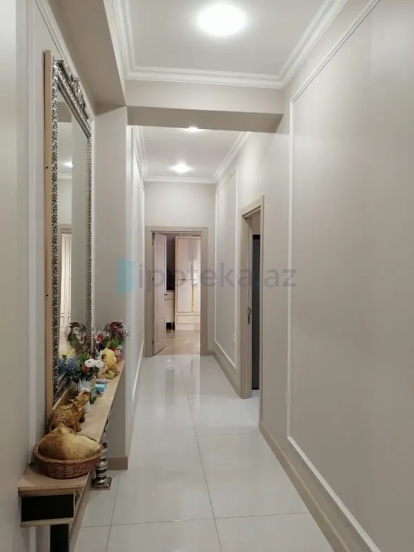 Satılır 2 otaqlı yeni tikili 82 m²