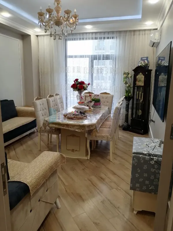 Satılır 2 otaqlı yeni tikili 82 m²
