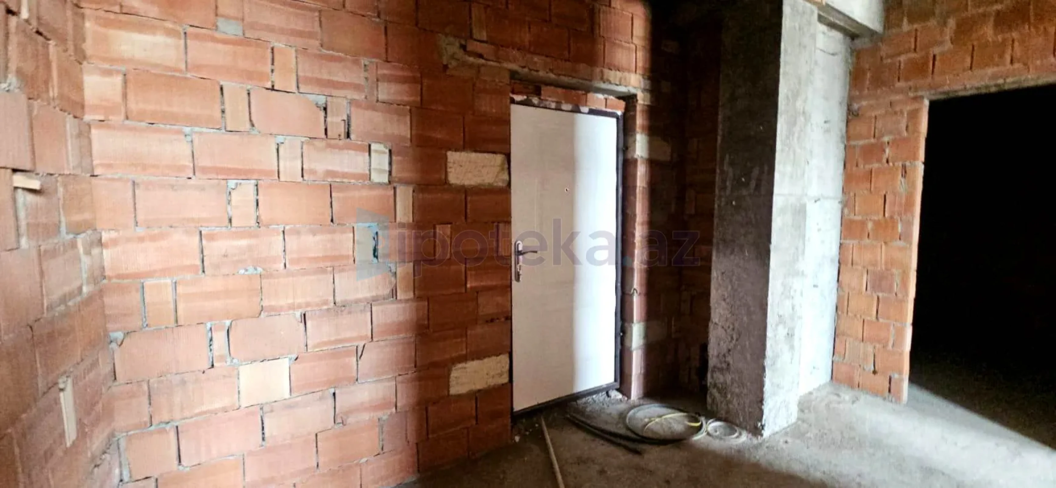 Satılır 2 otaqlı yeni tikili 57 m²