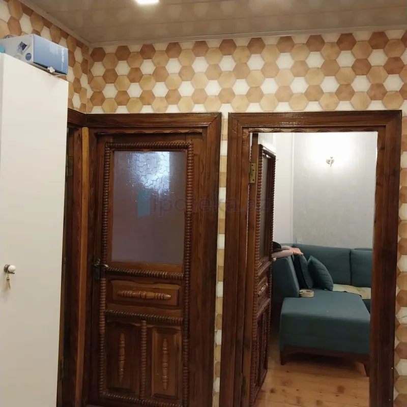 Satılır 3 otaqlı köhnə tikili 80 m²