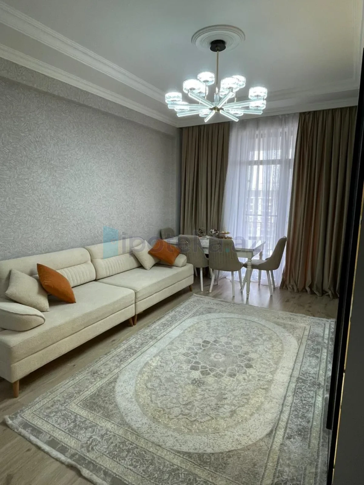 Satılır 2 otaqlı yeni tikili 75 m²