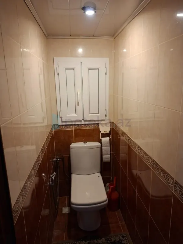 Satılır 3 otaqlı köhnə tikili 80 m²