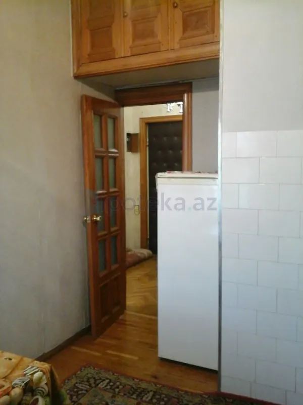 Satılır 2 otaqlı köhnə tikili 70 m²