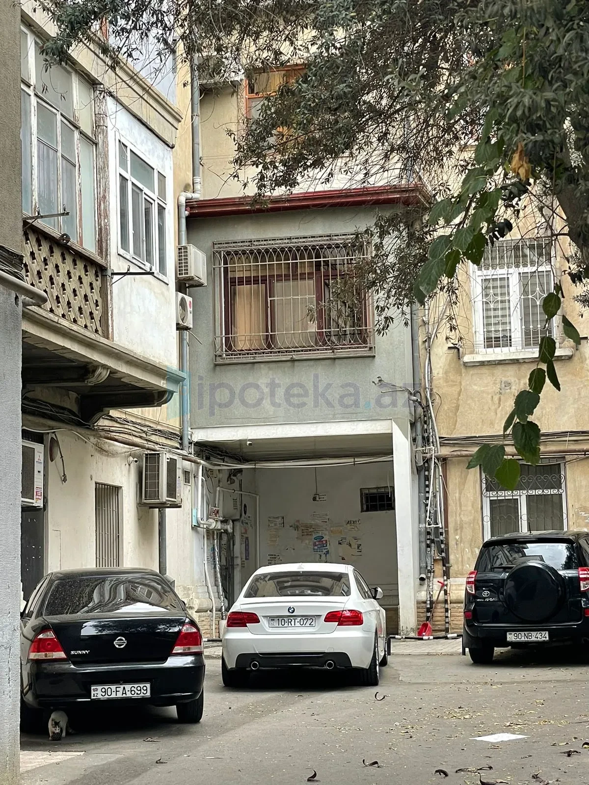 Satılır 2 otaqlı köhnə tikili 70 m²