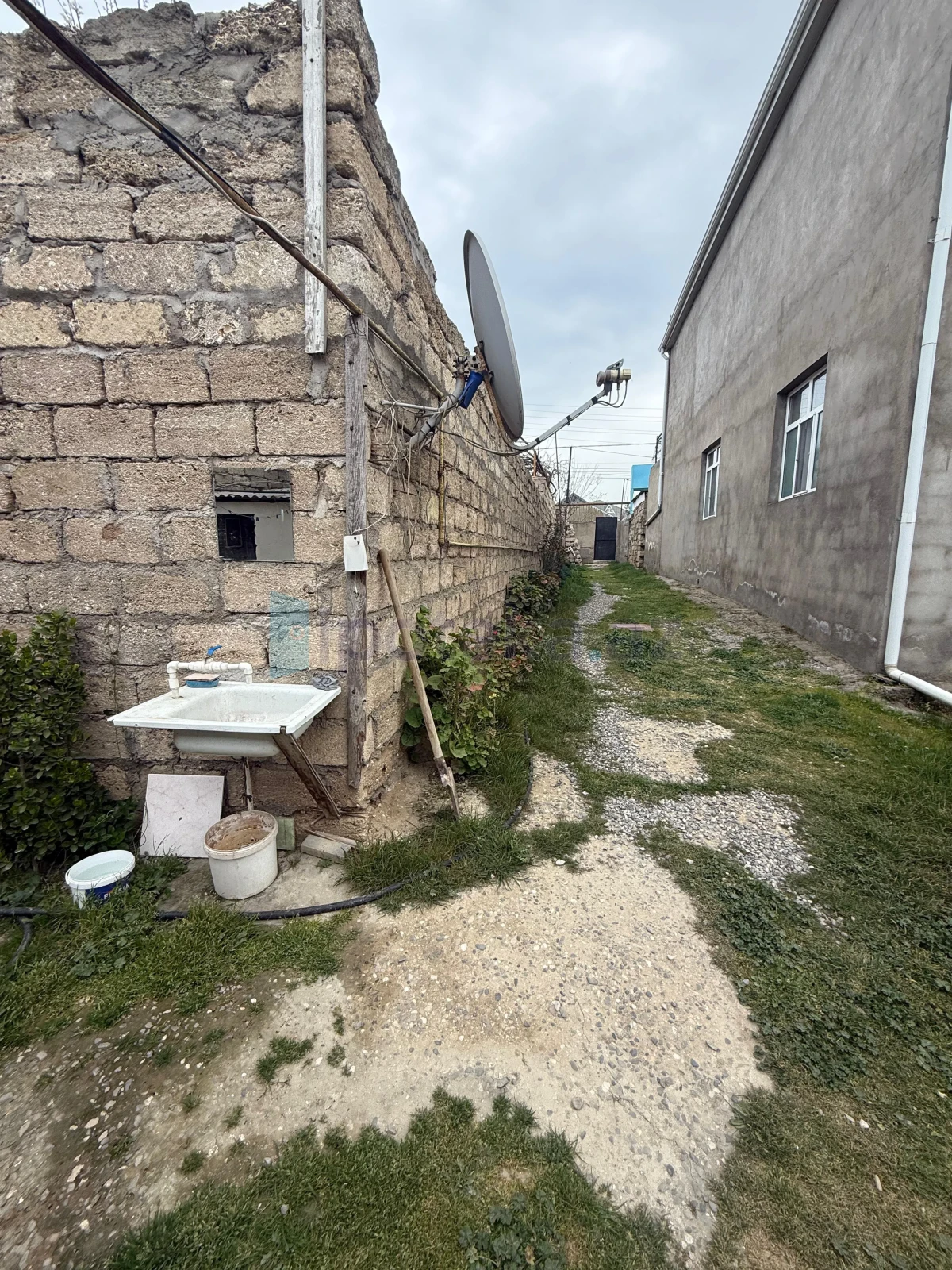 Satılır 3 otaqlı həyət evi 65 m²