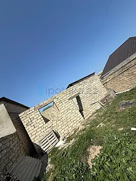 Satılır 2 otaqlı həyət evi 40 m²