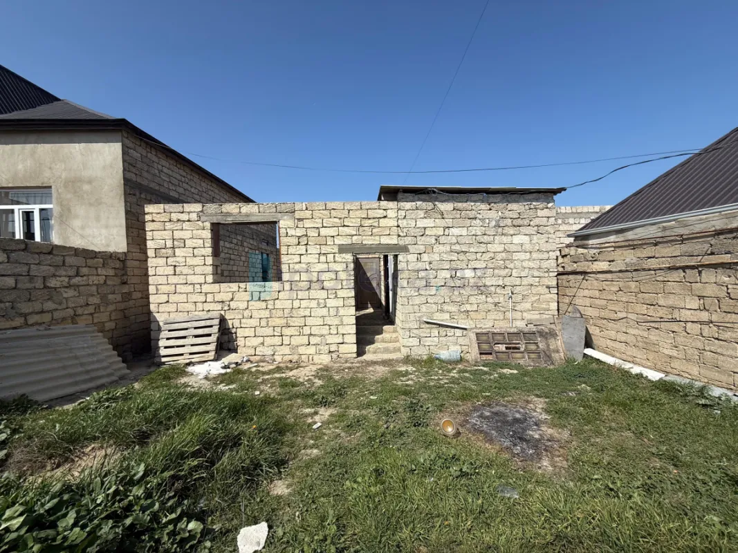 Satılır 2 otaqlı həyət evi 40 m²