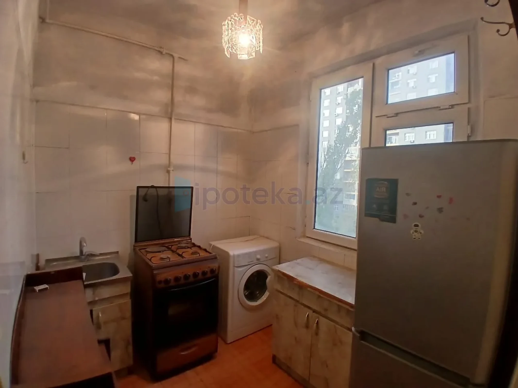 Satılır 2 otaqlı köhnə tikili 50 m²