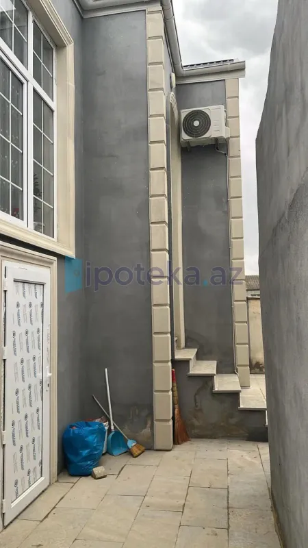 Satılır 4 otaqlı həyət evi 160 m²