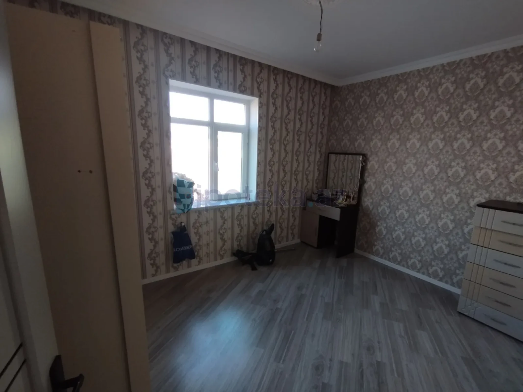 Satılır 4 otaqlı həyət evi 160 m²