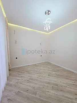 Satılır 4 otaqlı mənzil 192 m²