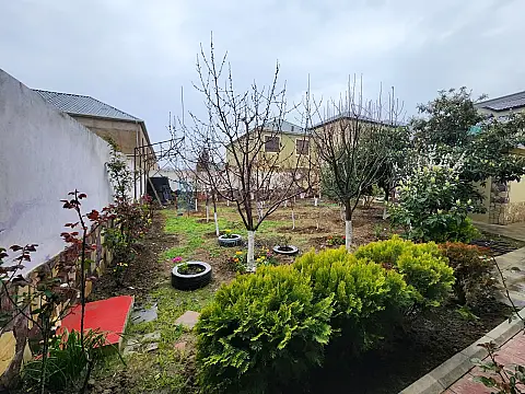 Satılır 3 otaqlı həyət evi 130 m²