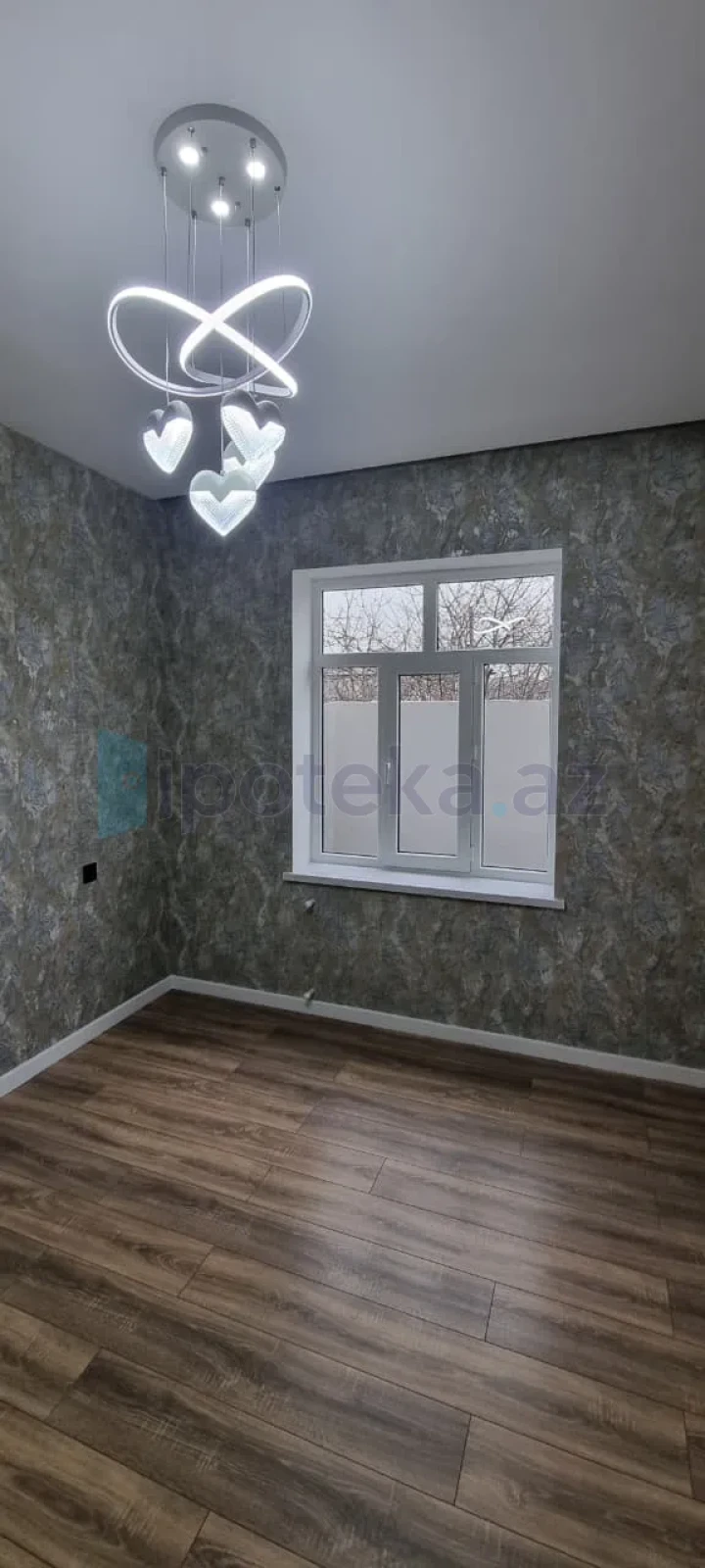 Satılır 4 otaqlı həyət evi 135 m²