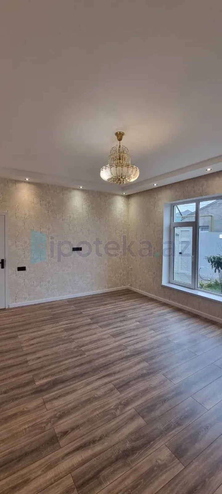 Satılır 4 otaqlı həyət evi 135 m²