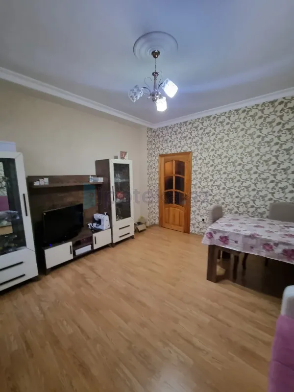 Satılır 3 otaqlı yeni tikili 62 m²