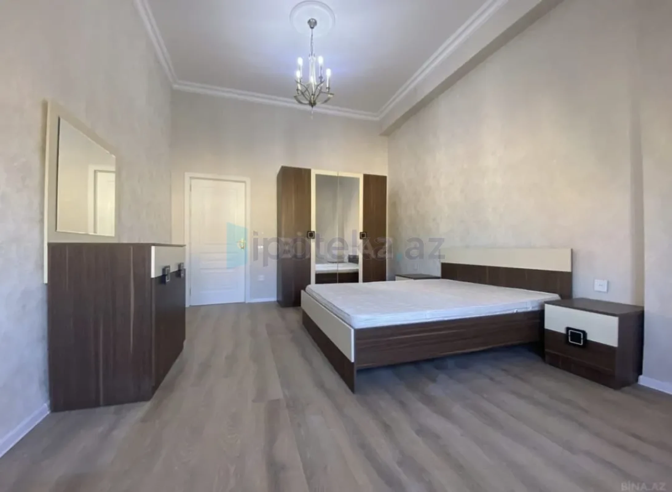 Satılır 3 otaqlı yeni tikili 12 m²