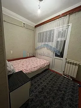 Satılır 3 otaqlı köhnə tikili 70 m²