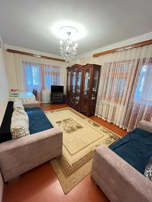 Satılır 3 otaqlı köhnə tikili 70 m²