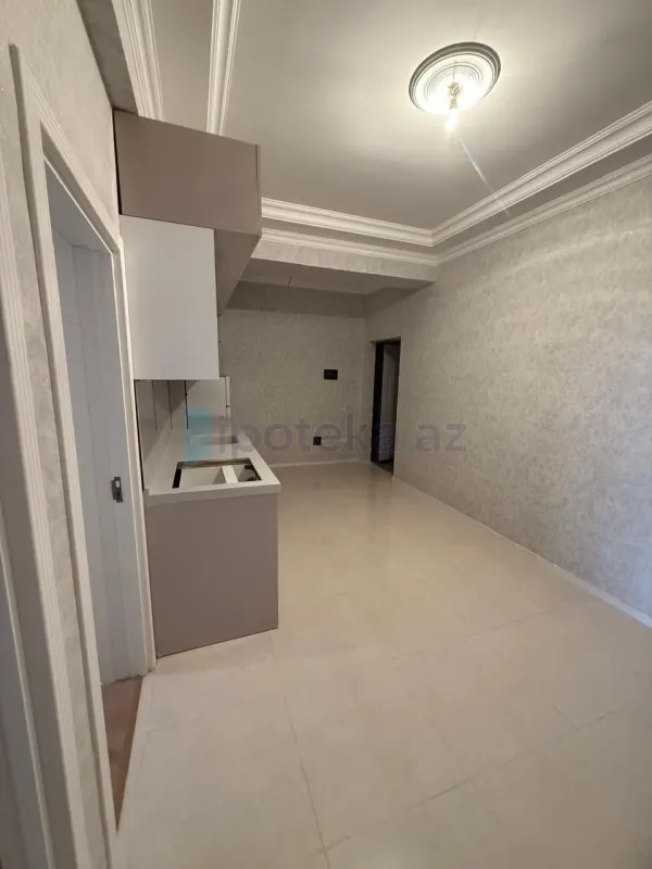 Satılır 2 otaqlı yeni tikili 76 m²
