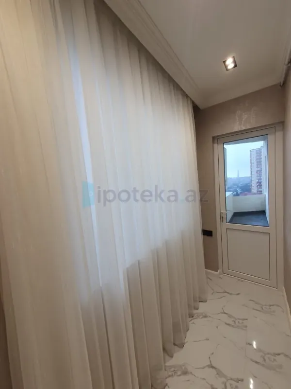Satılır 2 otaqlı köhnə tikili 60 m²
