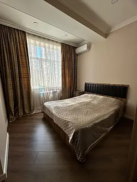 Satılır 3 otaqlı yeni tikili 115 m²