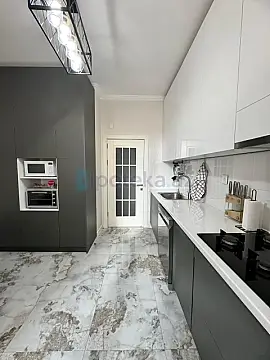 Satılır 3 otaqlı yeni tikili 115 m²