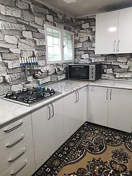 Satılır 6 otaqlı həyət evi 180 m²