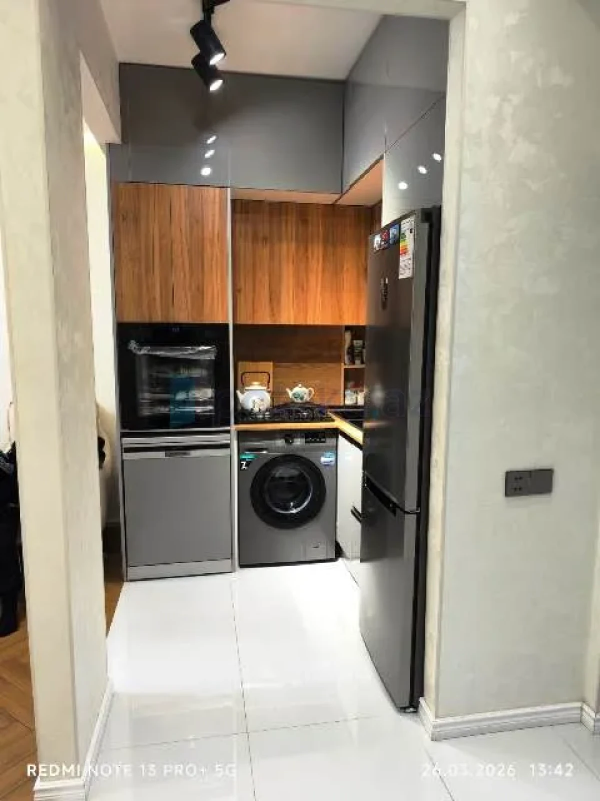 Satılır 2 otaqlı yeni tikili 54 m²