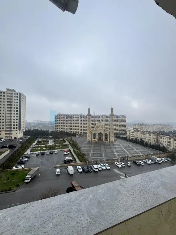 Satılır 2 otaqlı köhnə tikili 60 m²